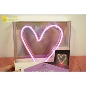West & Arrow Teen Iridescent Heart Acrylic Box Novelty Table Lamp Pink ****#